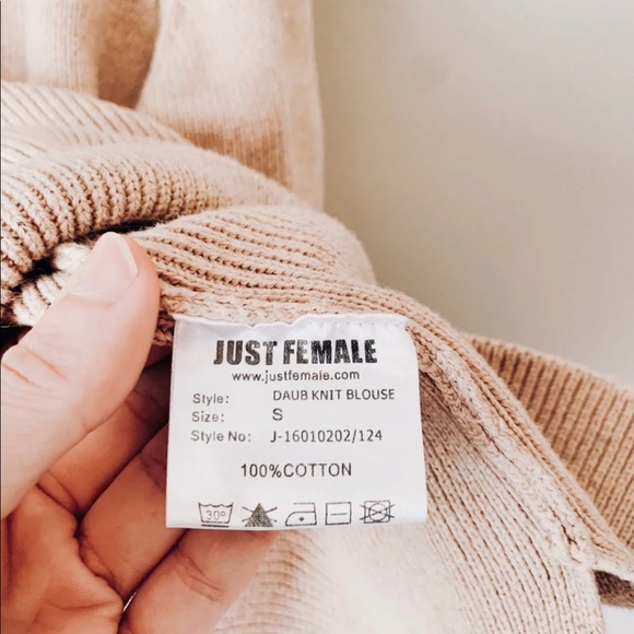 Just Female Sweater🌛 - Picture 5 of 6